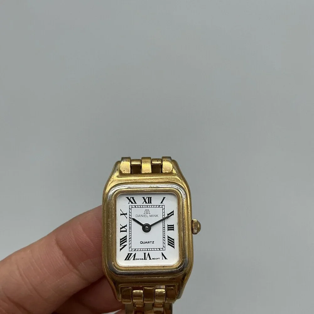 Daniel Mink Womens Watch 20mm White Dial Gold Tone Bracelet New Battery 5.75